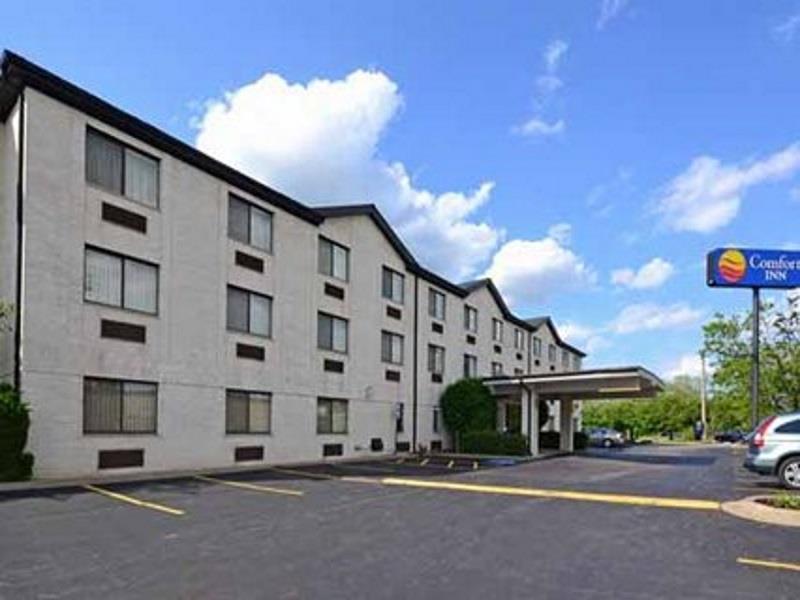 Red Roof Inn Palatine Exterior photo