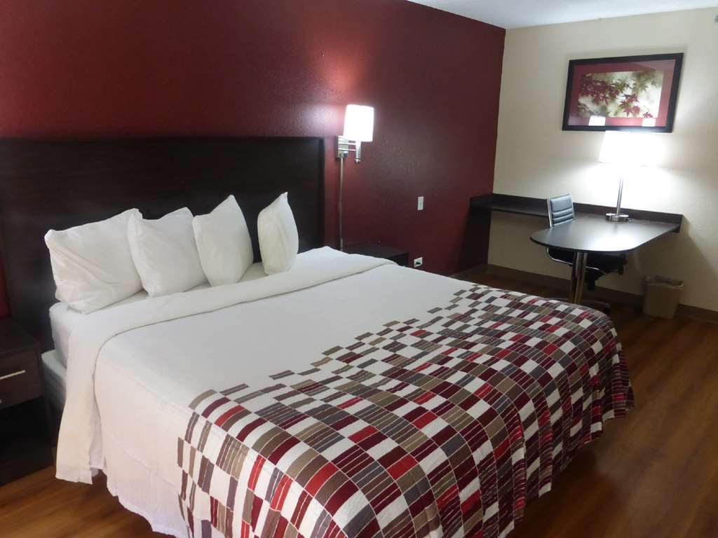 Red Roof Inn Palatine Room photo