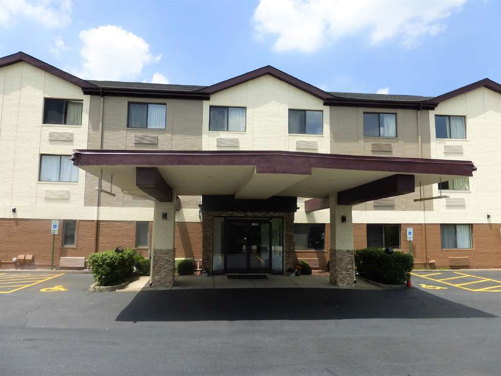 Red Roof Inn Palatine Exterior photo